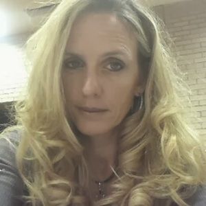 Meet your Posher, Carol